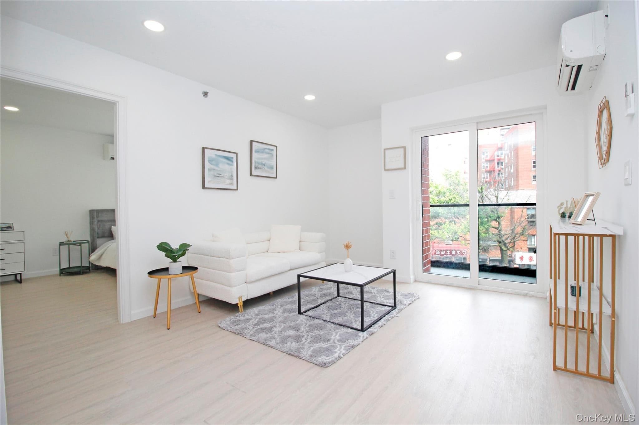 13450 Blossom Avenue Unit: 4C thumbnail 2