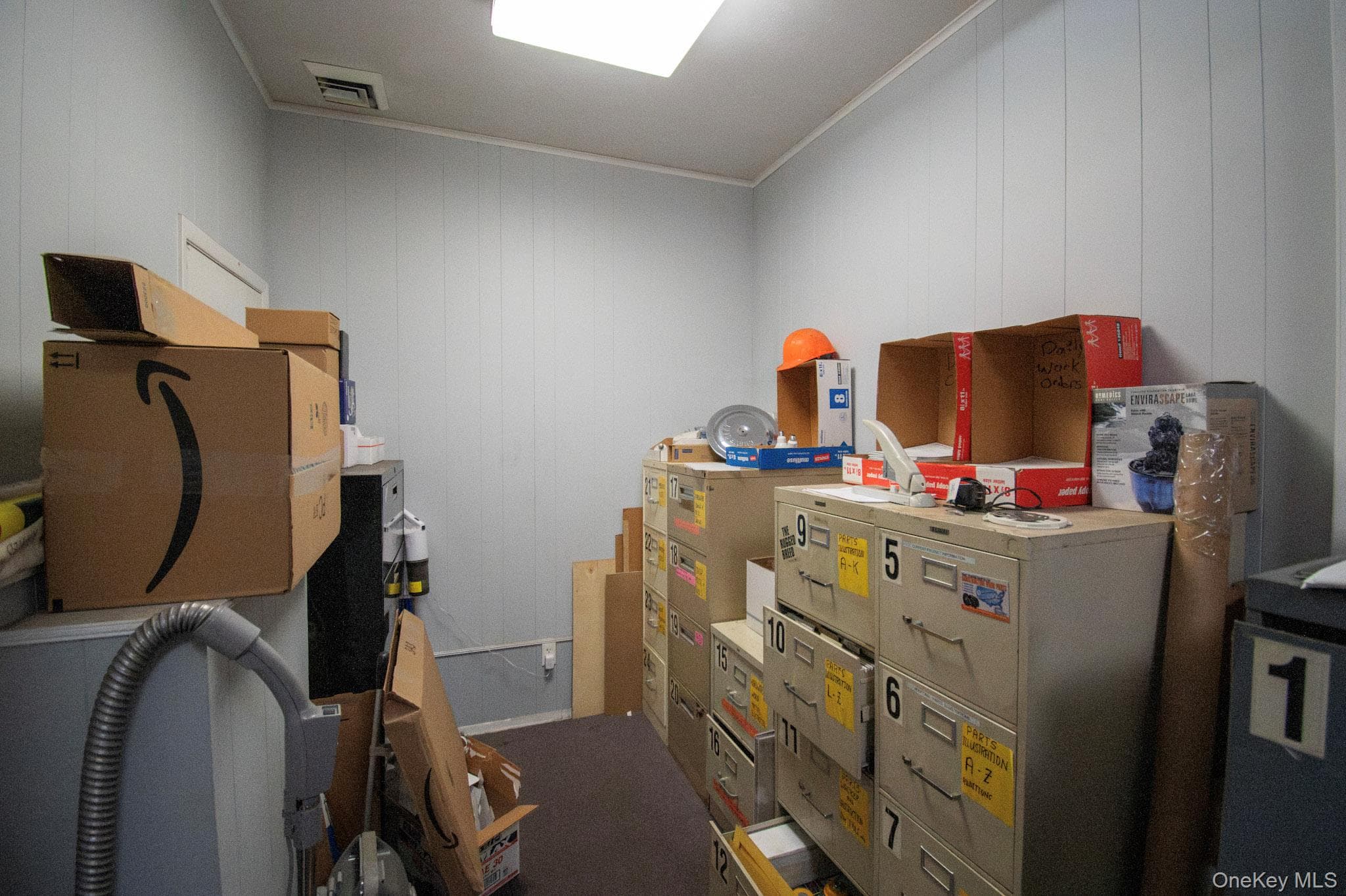 514 Merrick Road thumbnail 14