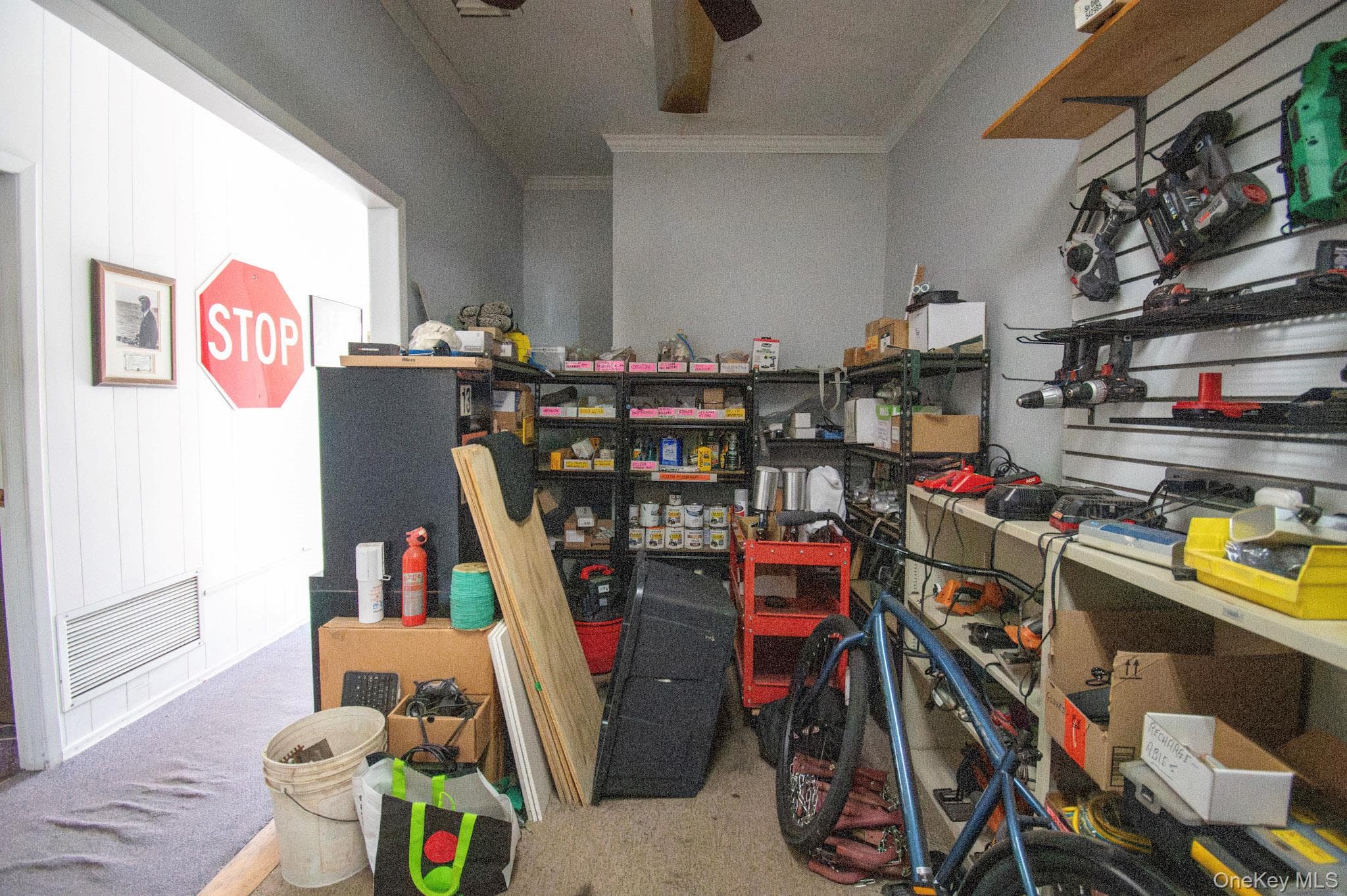 514 Merrick Road thumbnail 20