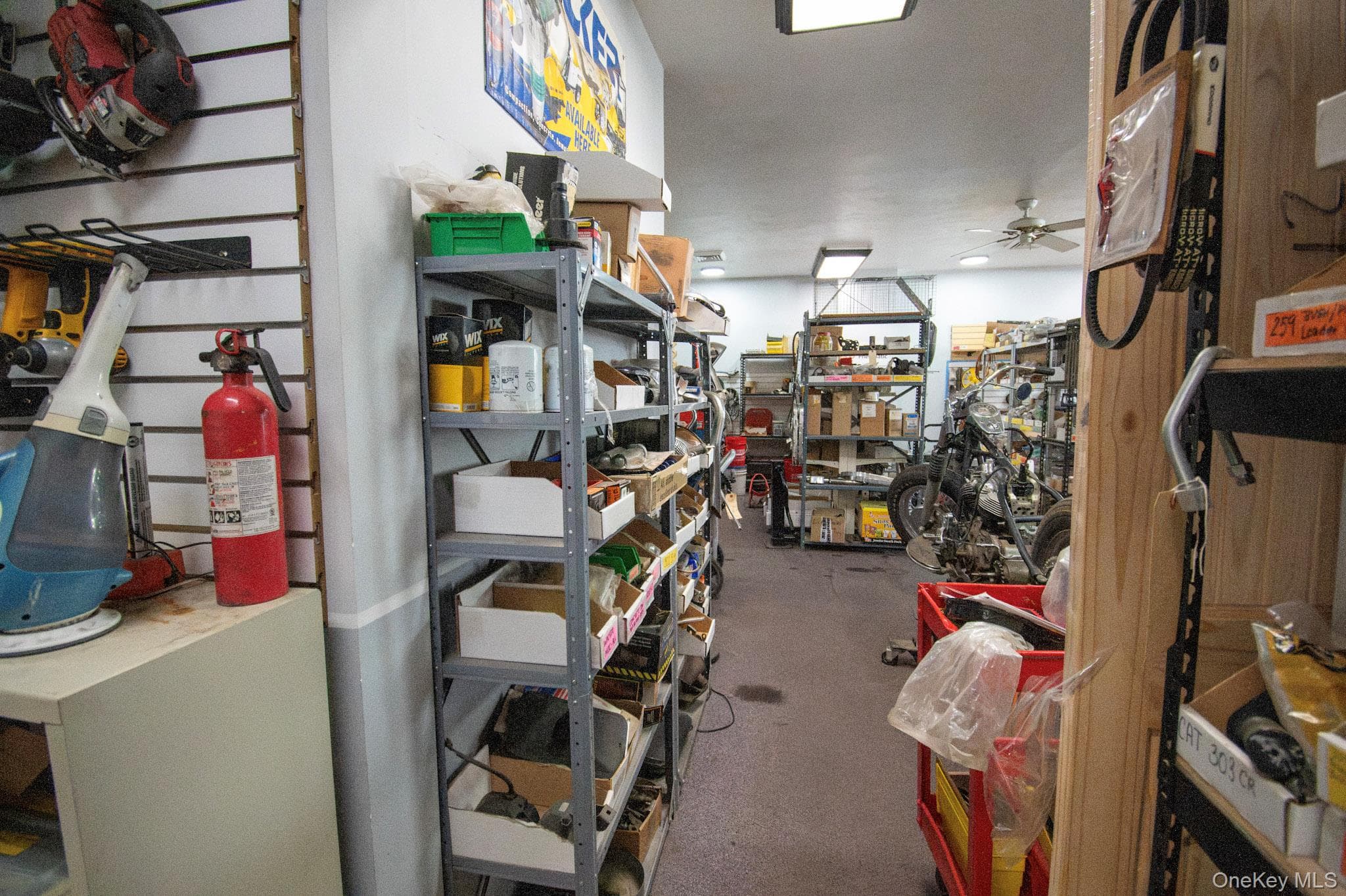 514 Merrick Road thumbnail 21
