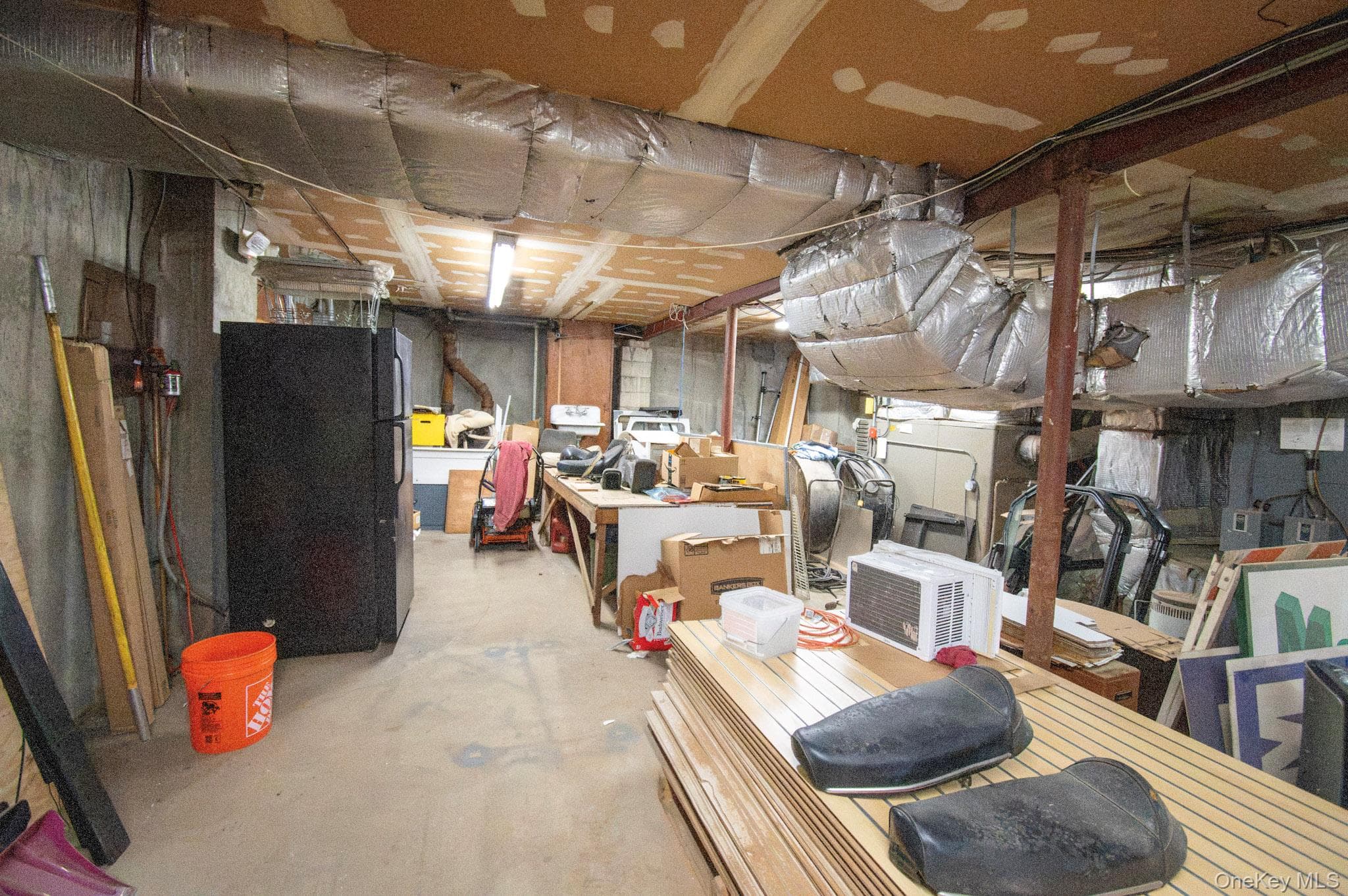 514 Merrick Road thumbnail 33