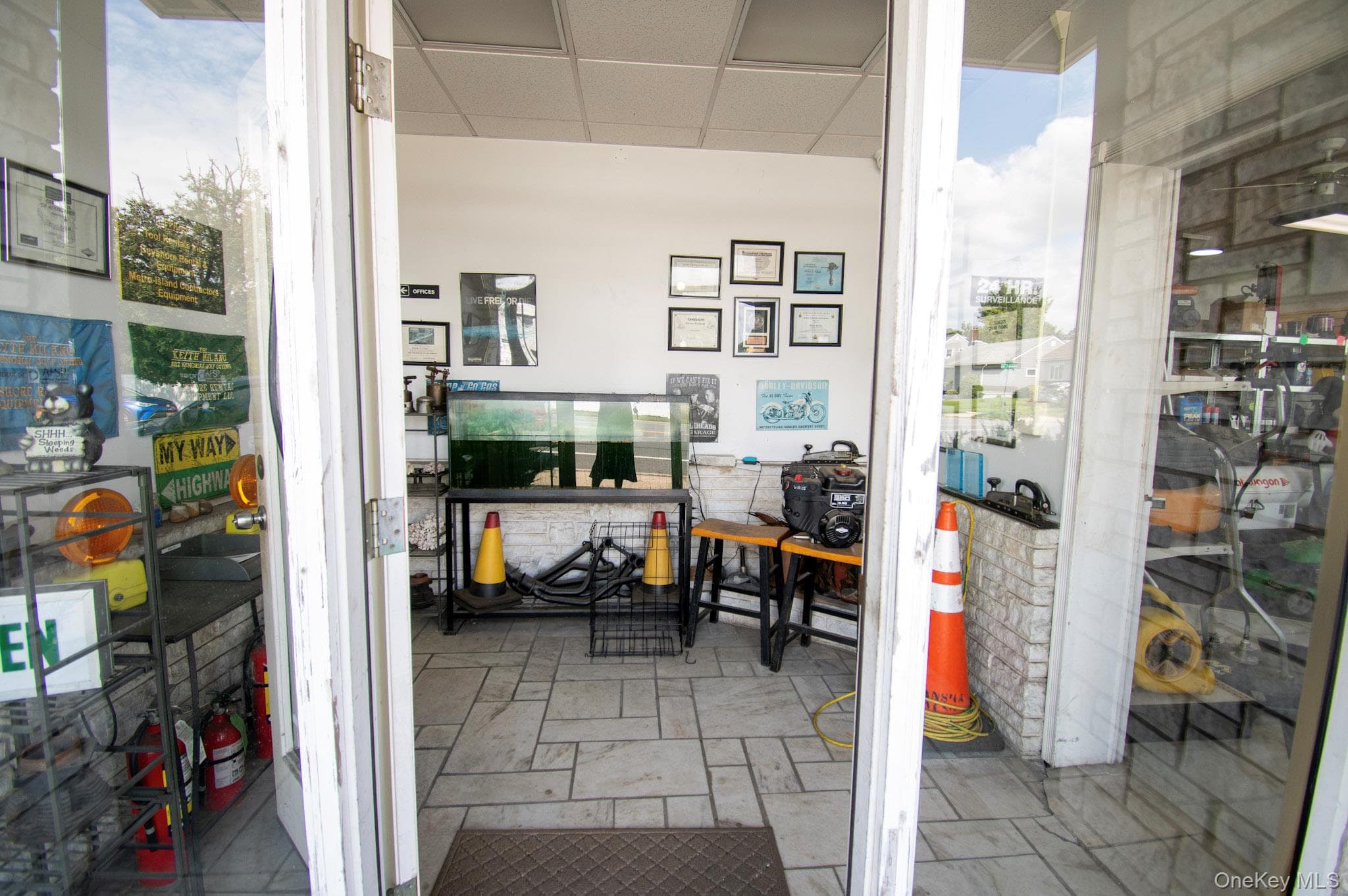514 Merrick Road thumbnail 6
