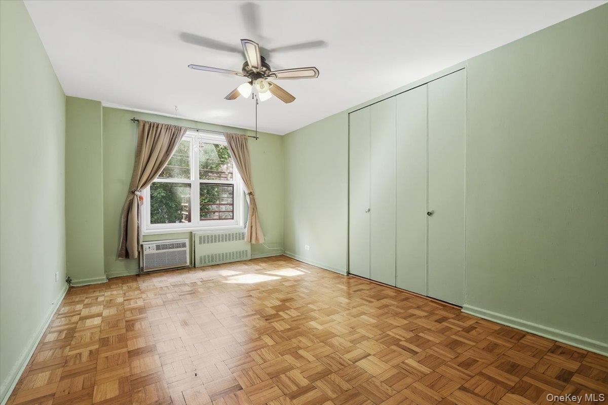 75 W 238th Street Unit: 2D thumbnail 14