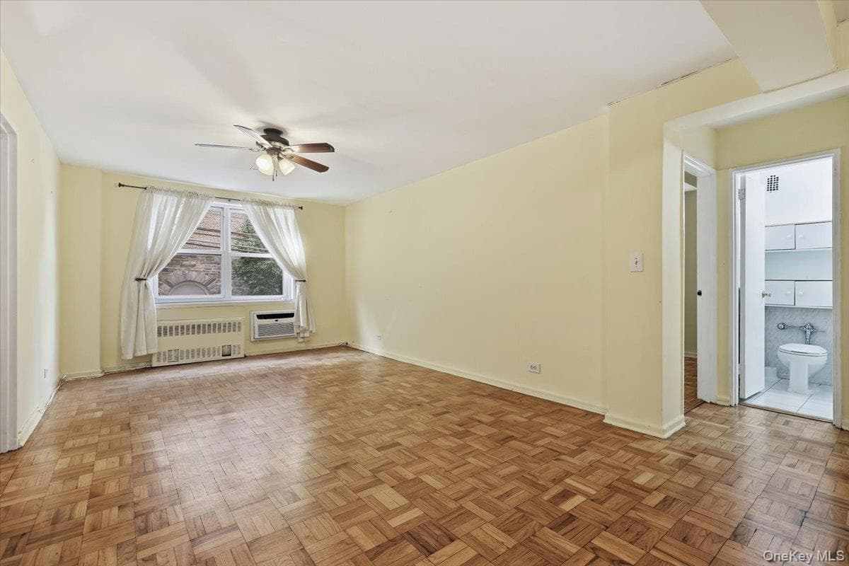 75 W 238th Street Unit: 2D thumbnail 10