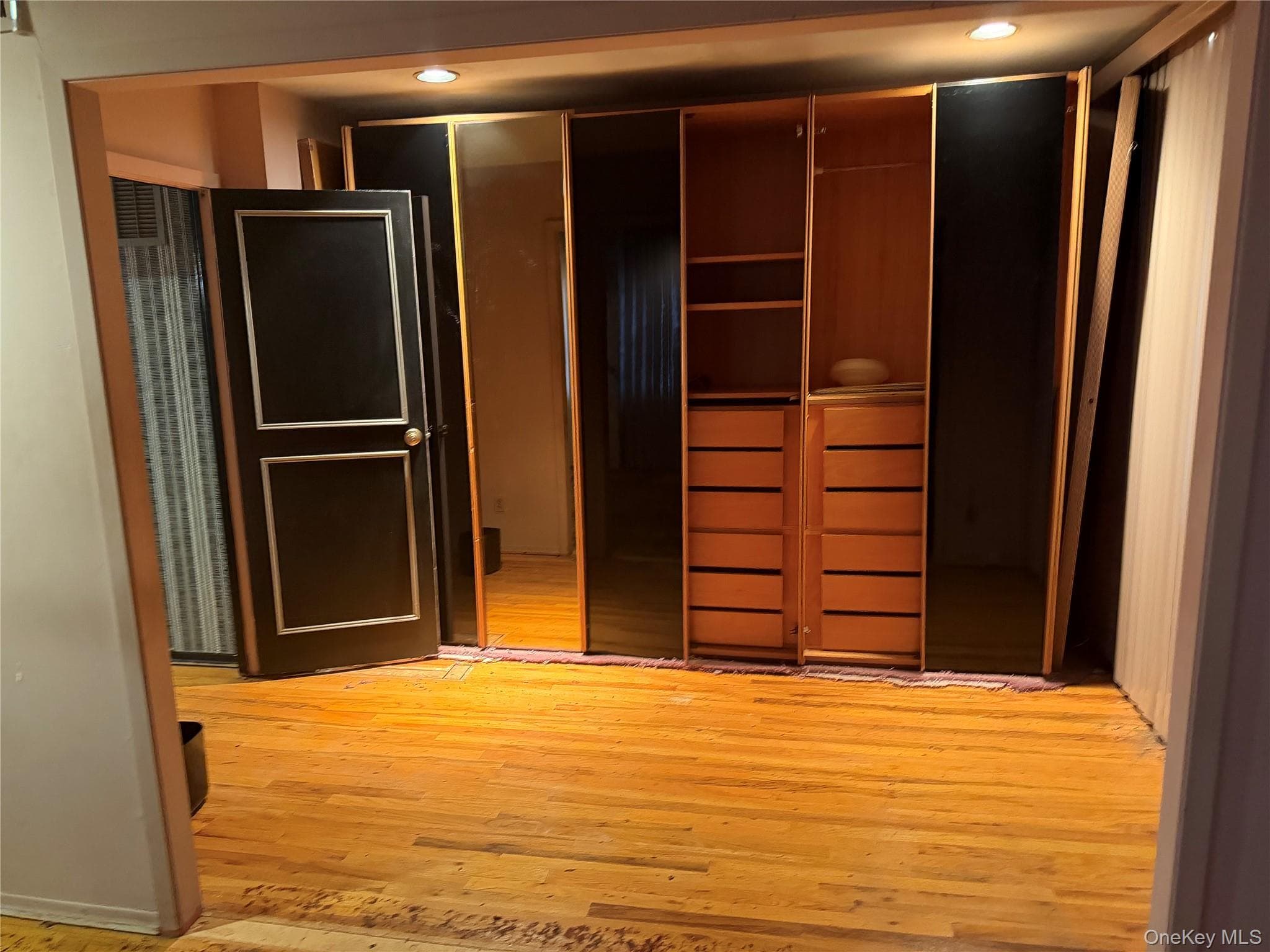 6275 Douglaston Parkway Unit: 11 thumbnail 7