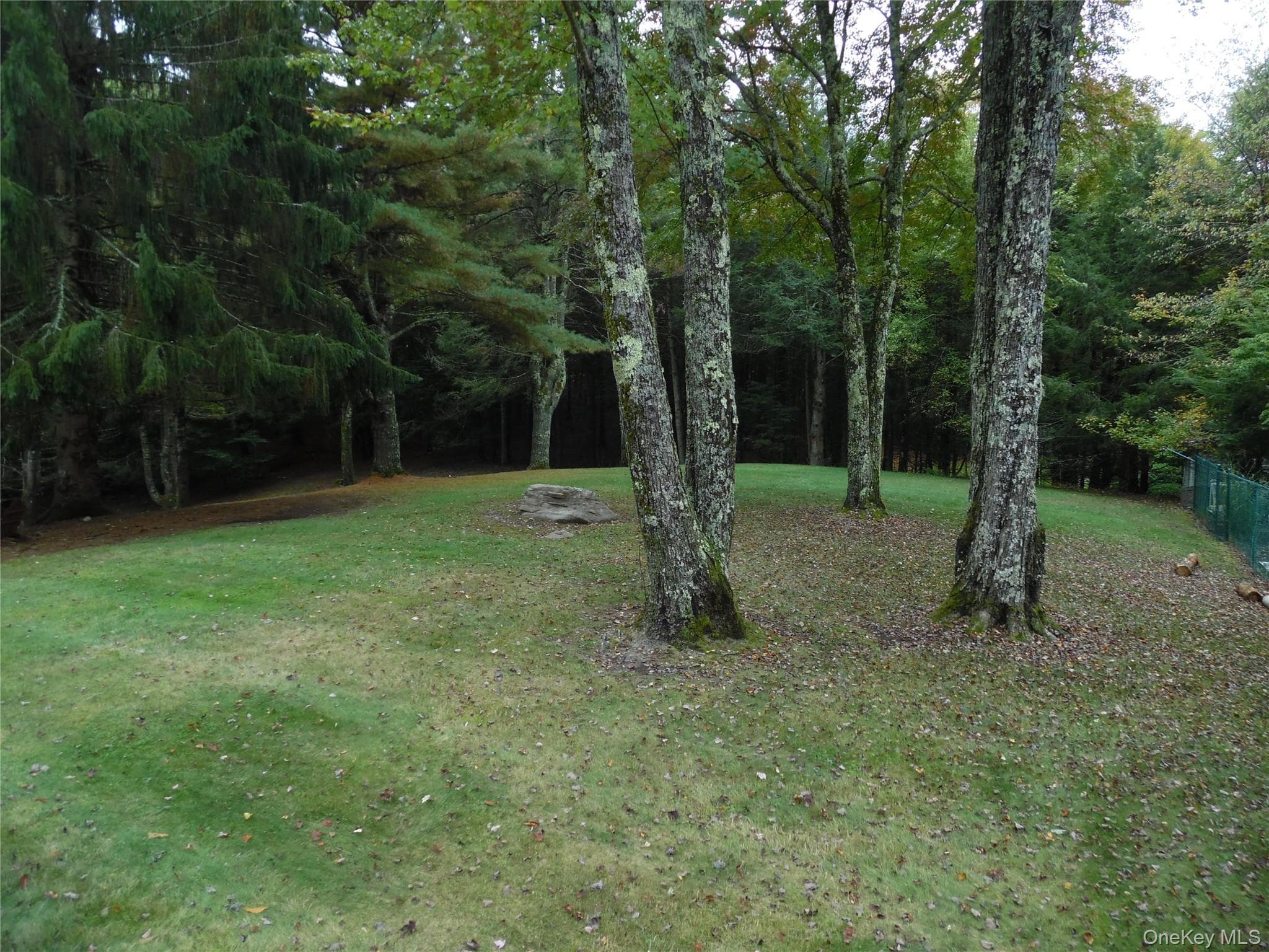 38 E Glen Wild Road thumbnail 9
