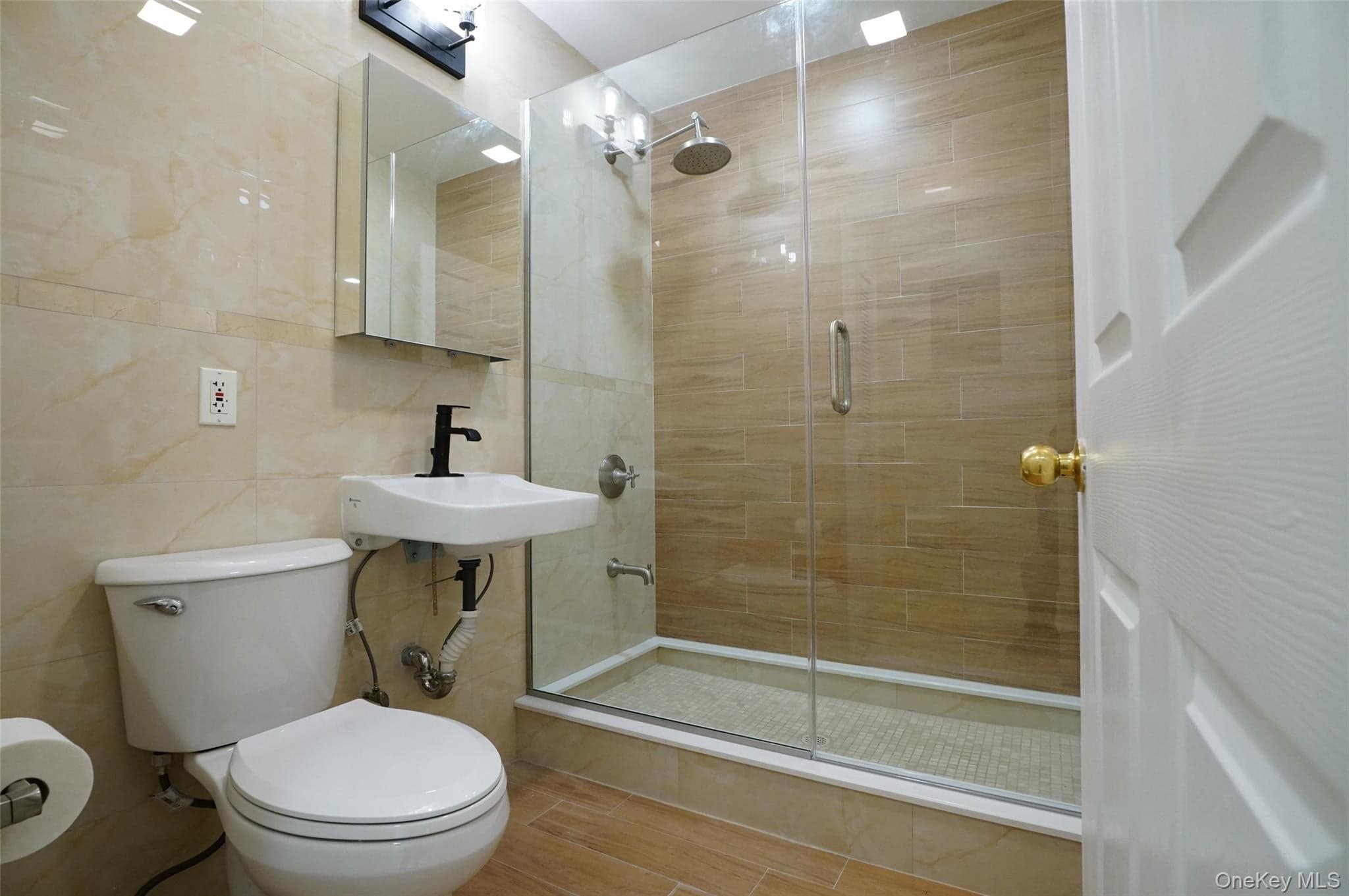 41-35 67th Street Unit: 6B thumbnail 10