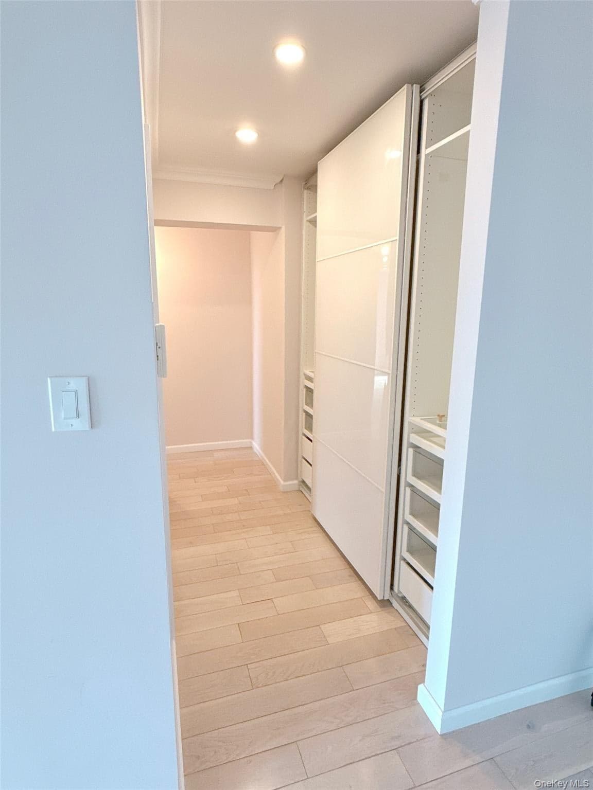 18-65 211th Street Unit: 5G thumbnail 6
