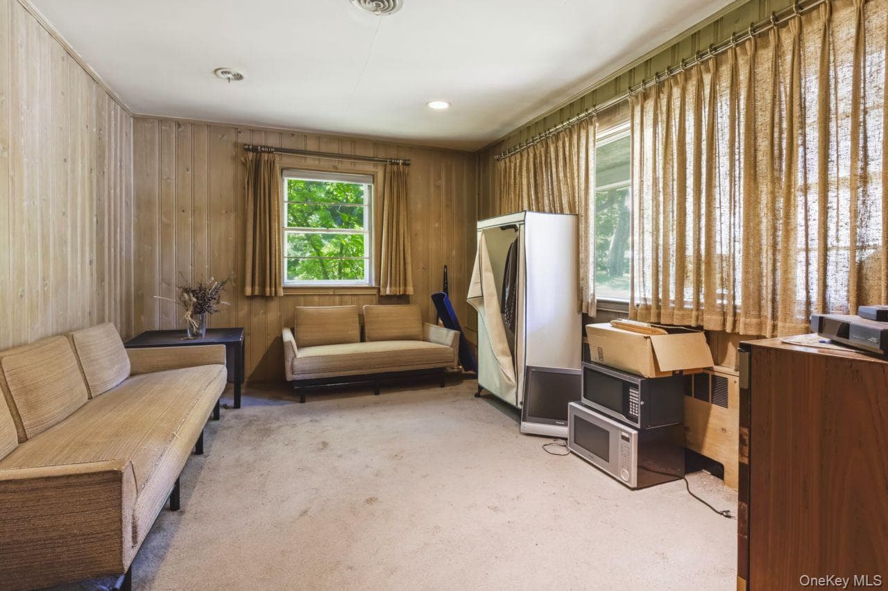 80 Nassau Drive thumbnail 10