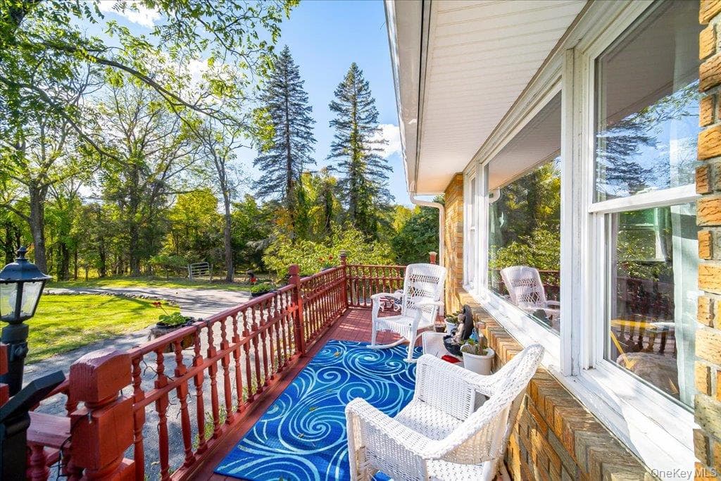 58 Ryerson Road thumbnail 5