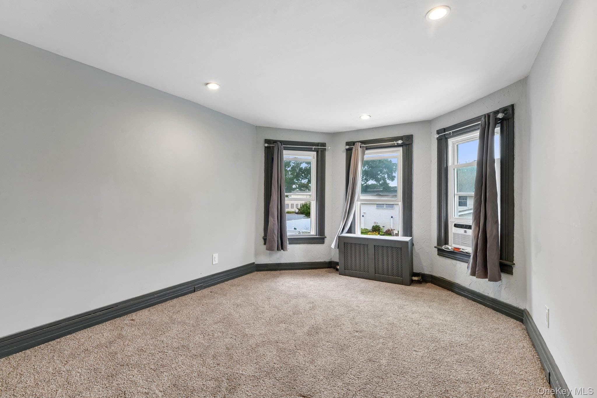 195 River Avenue thumbnail 17