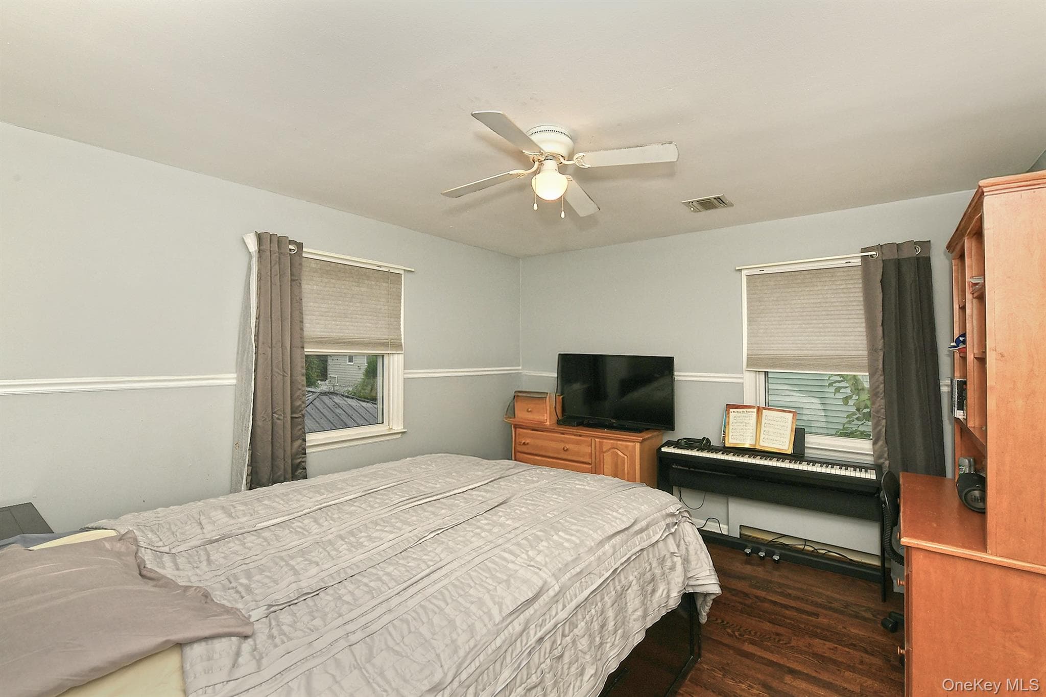 3730 Bernard Drive thumbnail 21