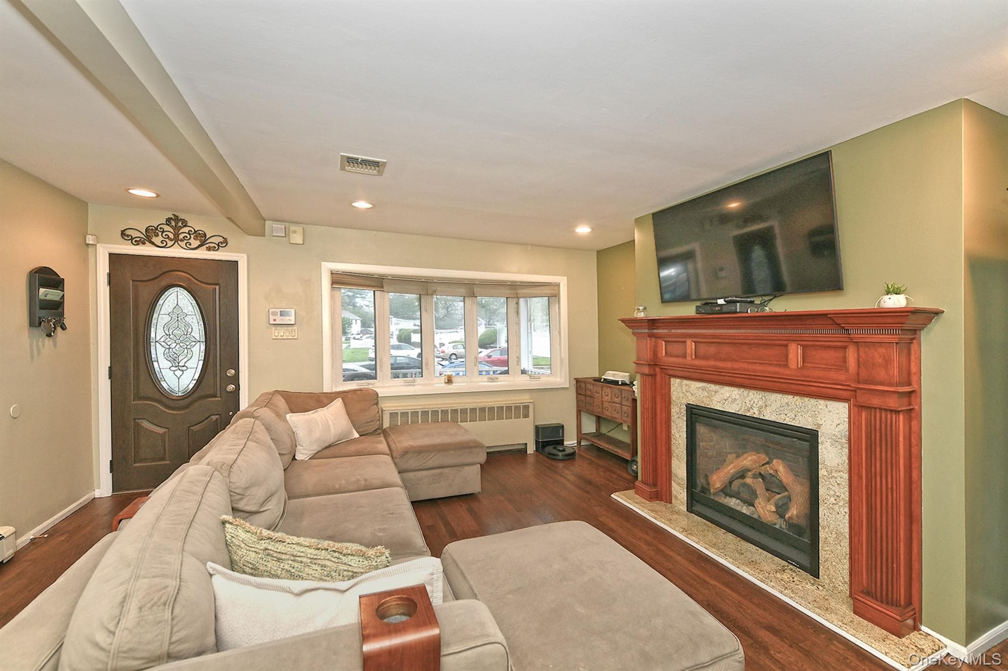 3730 Bernard Drive thumbnail 10