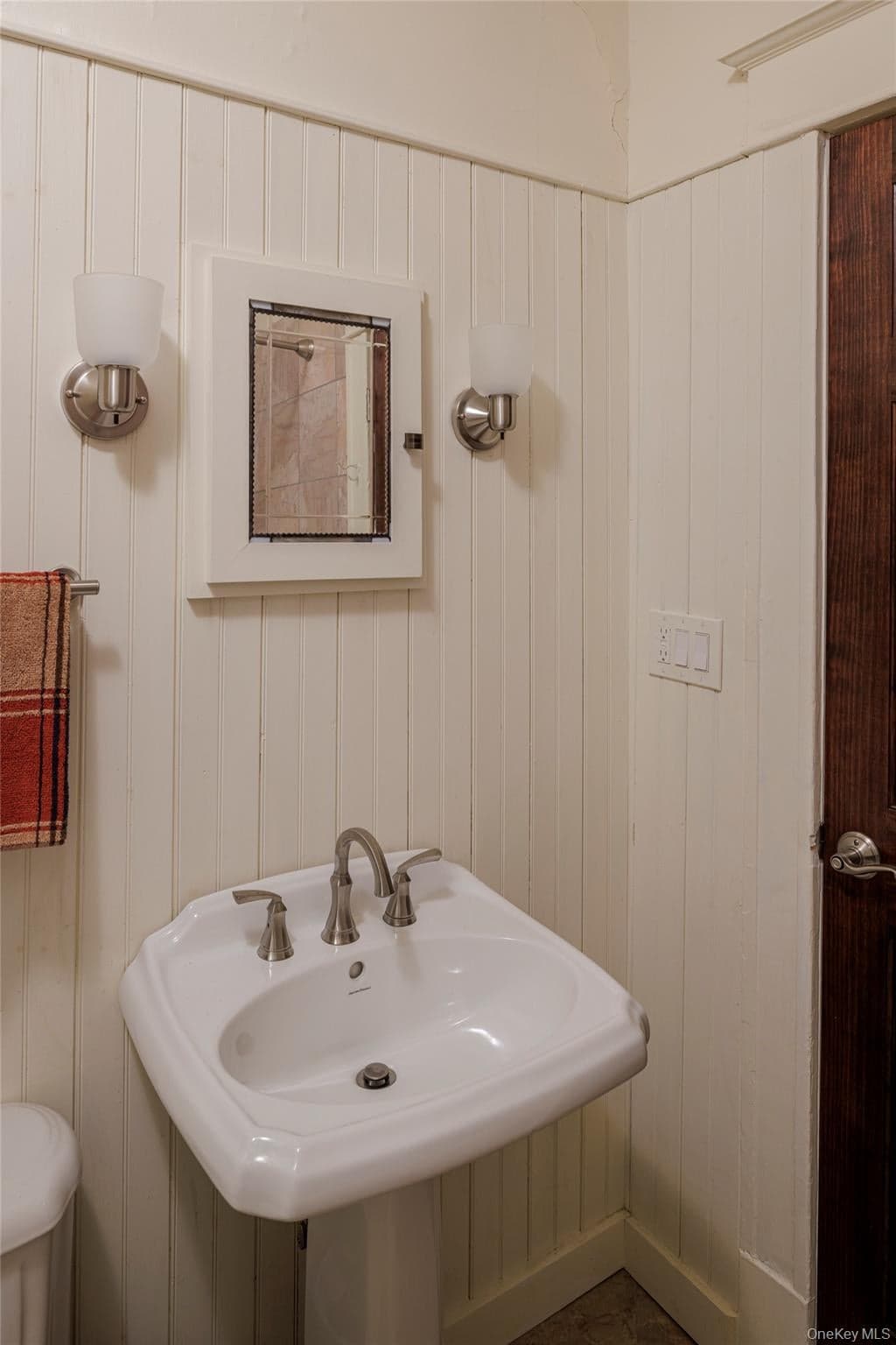 511 Warren Street thumbnail 21