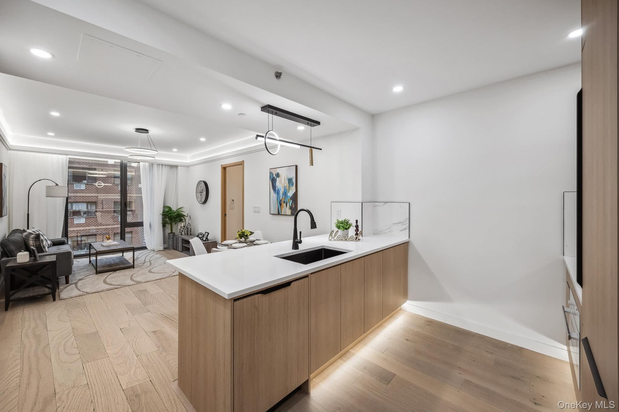 168 E 111th Street Unit: 4D thumbnail 3