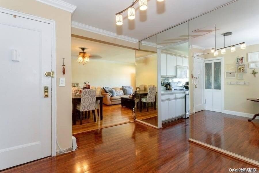 1213 E Broadway Unit: B24 thumbnail 5