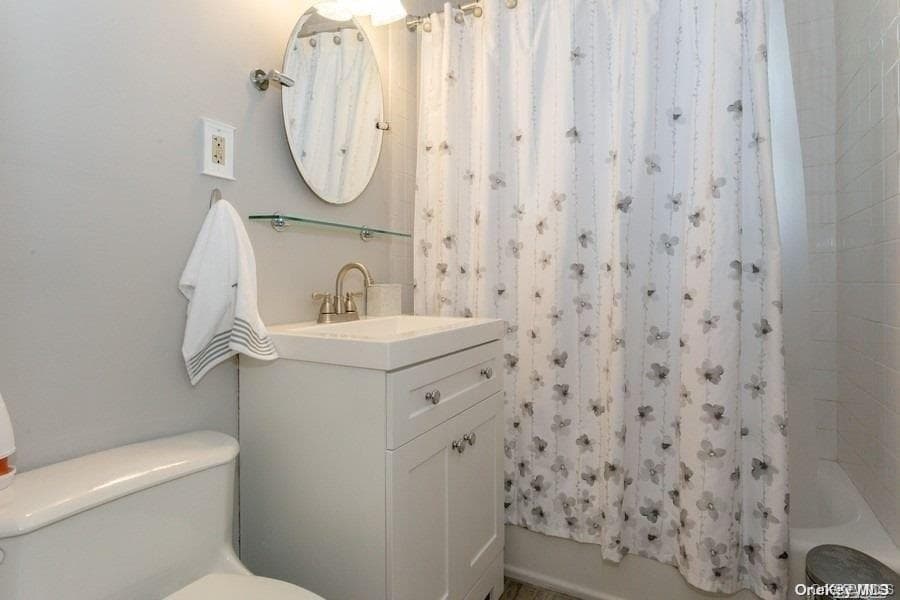 1213 E Broadway Unit: B24 thumbnail 17