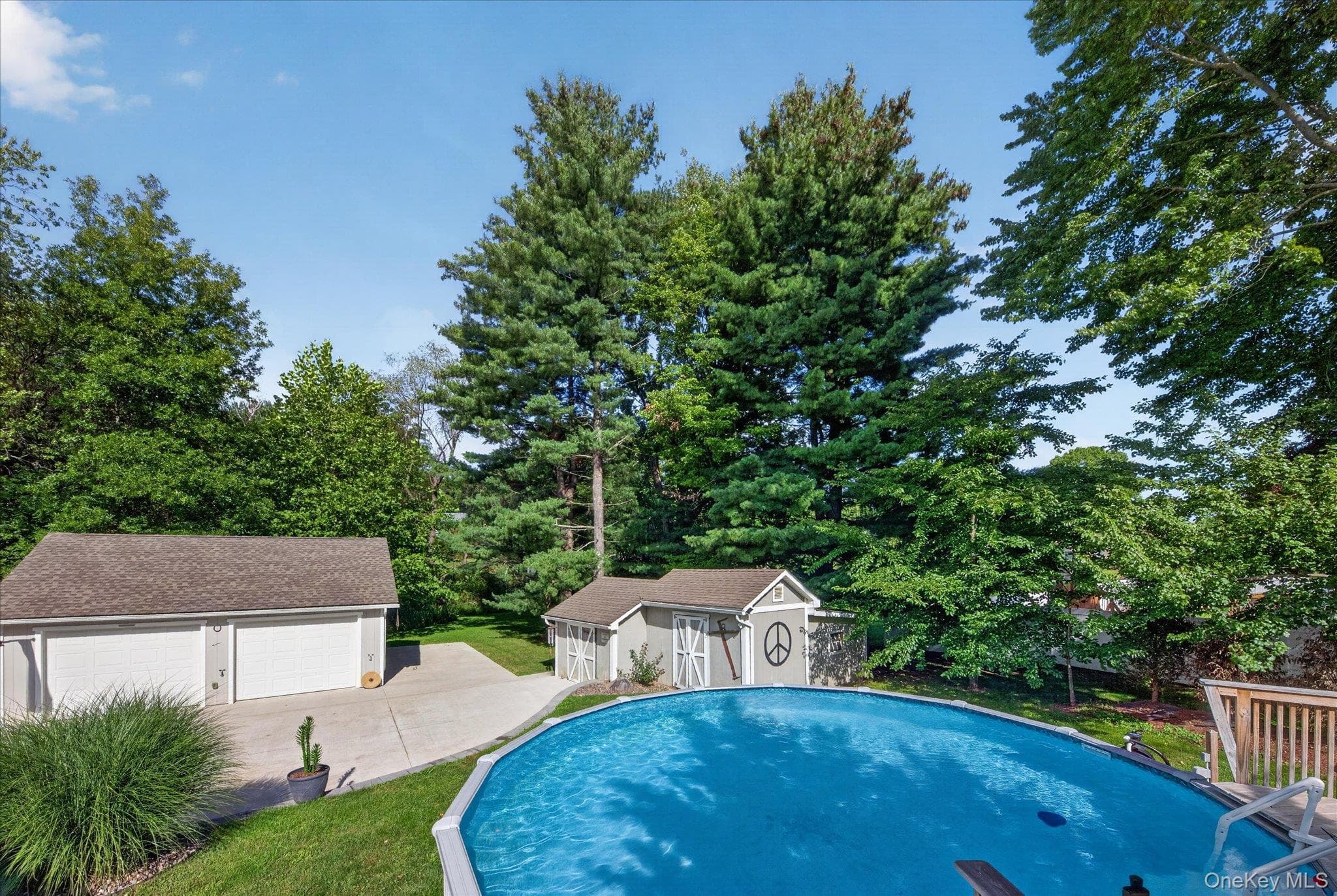 2 Linden Drive thumbnail 6