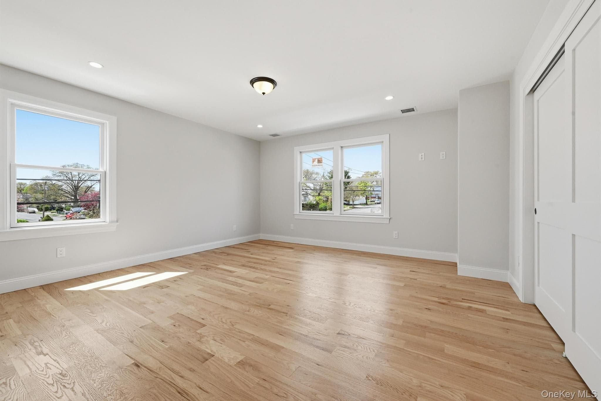 447 Keller Avenue thumbnail 27