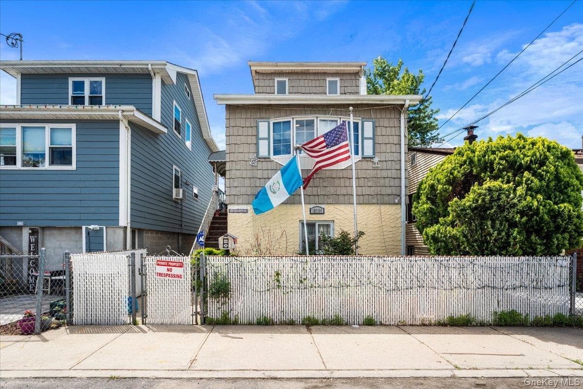 10216 164th Road photo 1