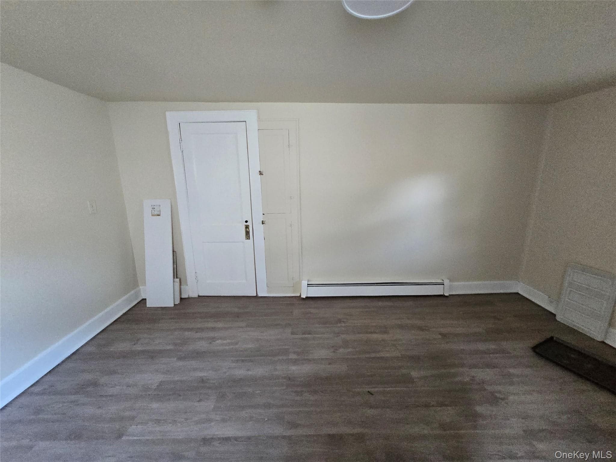 17 N Clover Street thumbnail 15