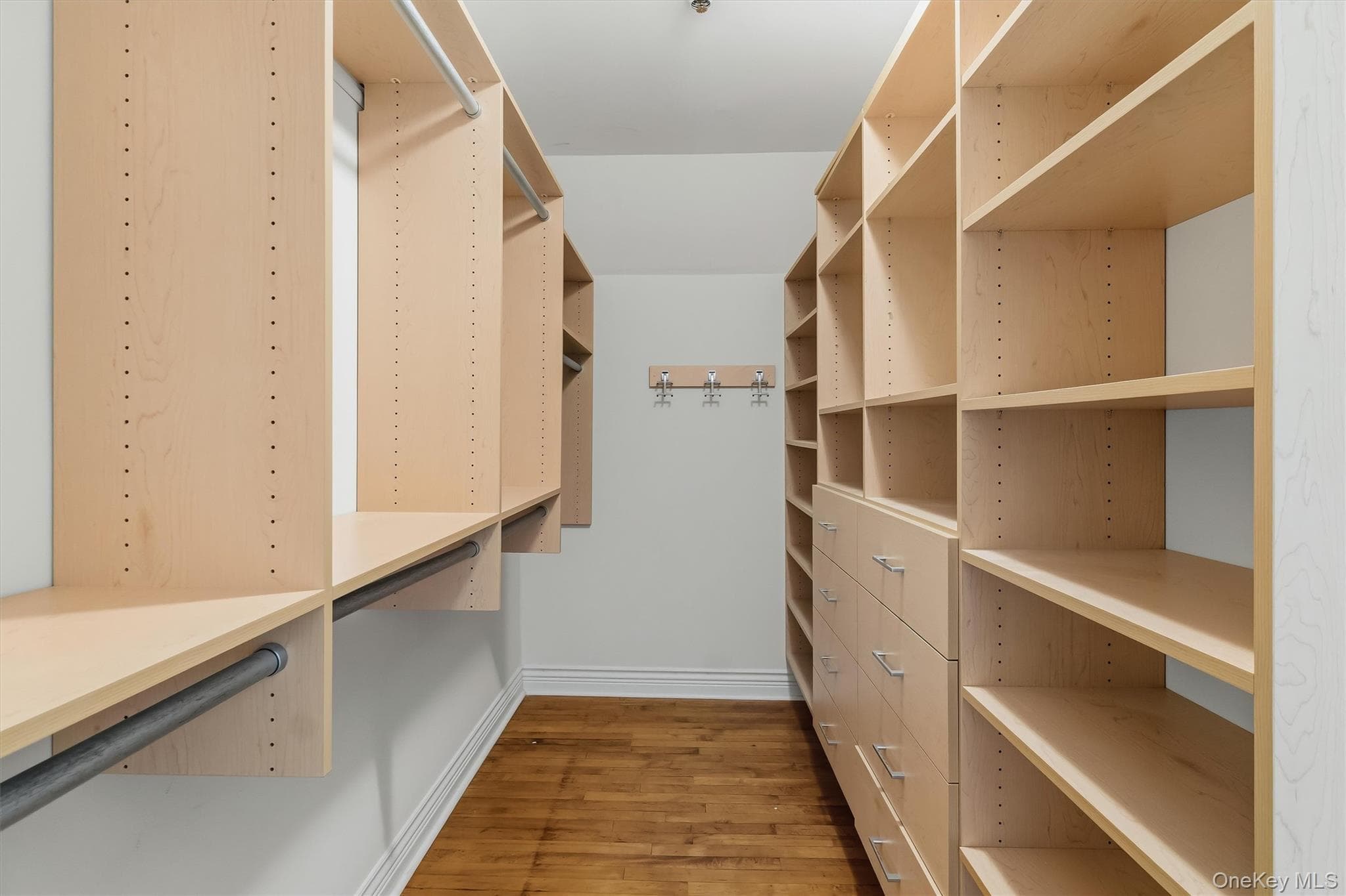 88 Broadway Unit: PH4 thumbnail 37