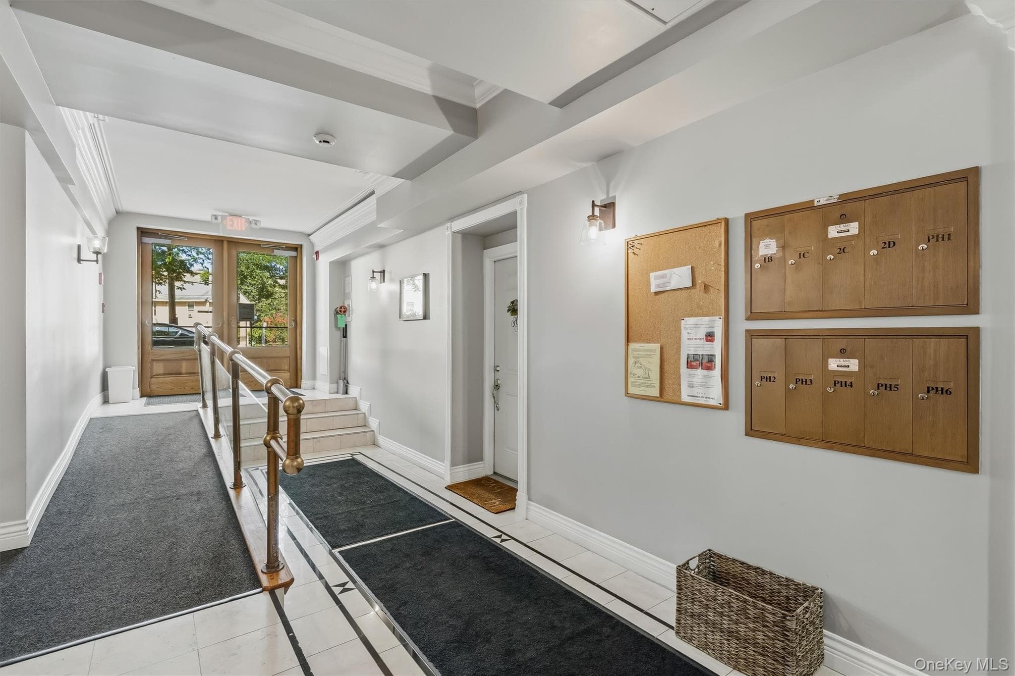 88 Broadway Unit: PH4 thumbnail 4