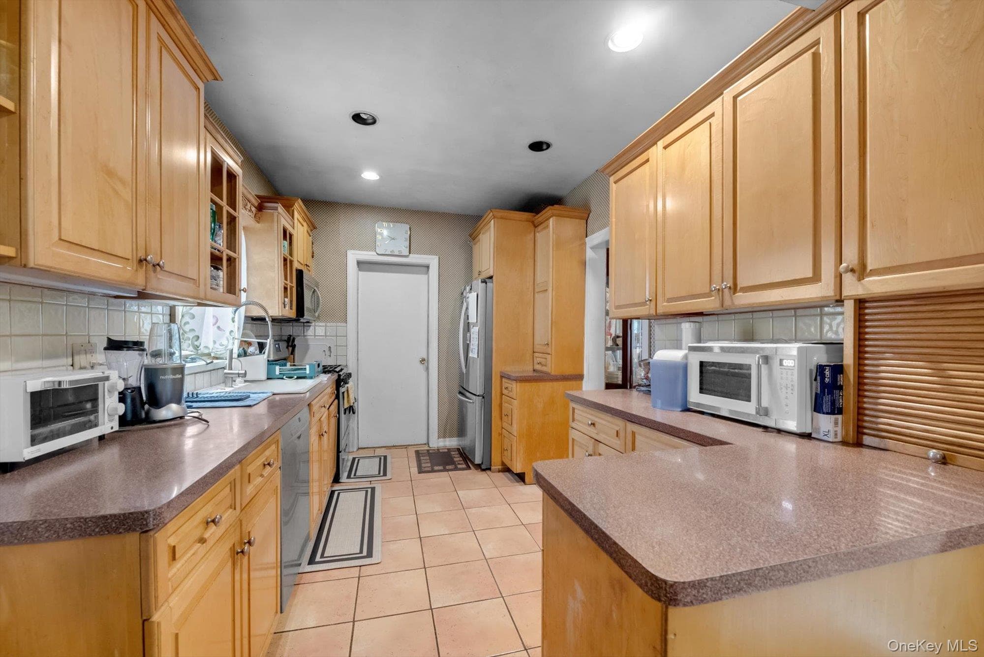 1509 Hewlett Avenue thumbnail 6