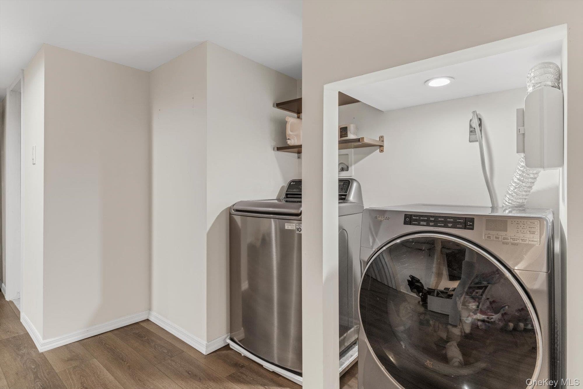 21 Hampton Avenue thumbnail 22