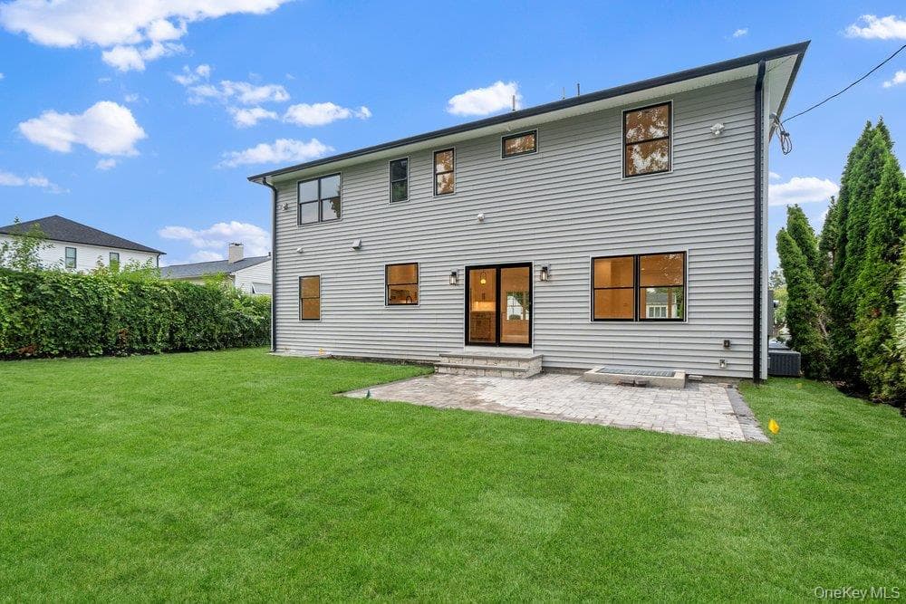 93 Morton Boulevard thumbnail 43