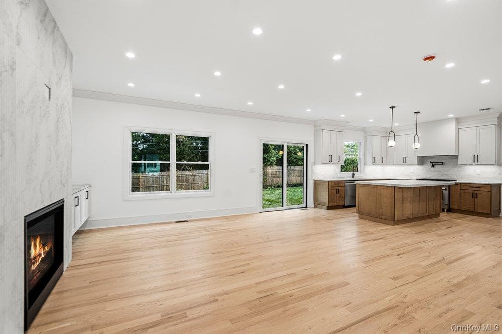 93 Morton Boulevard thumbnail 15