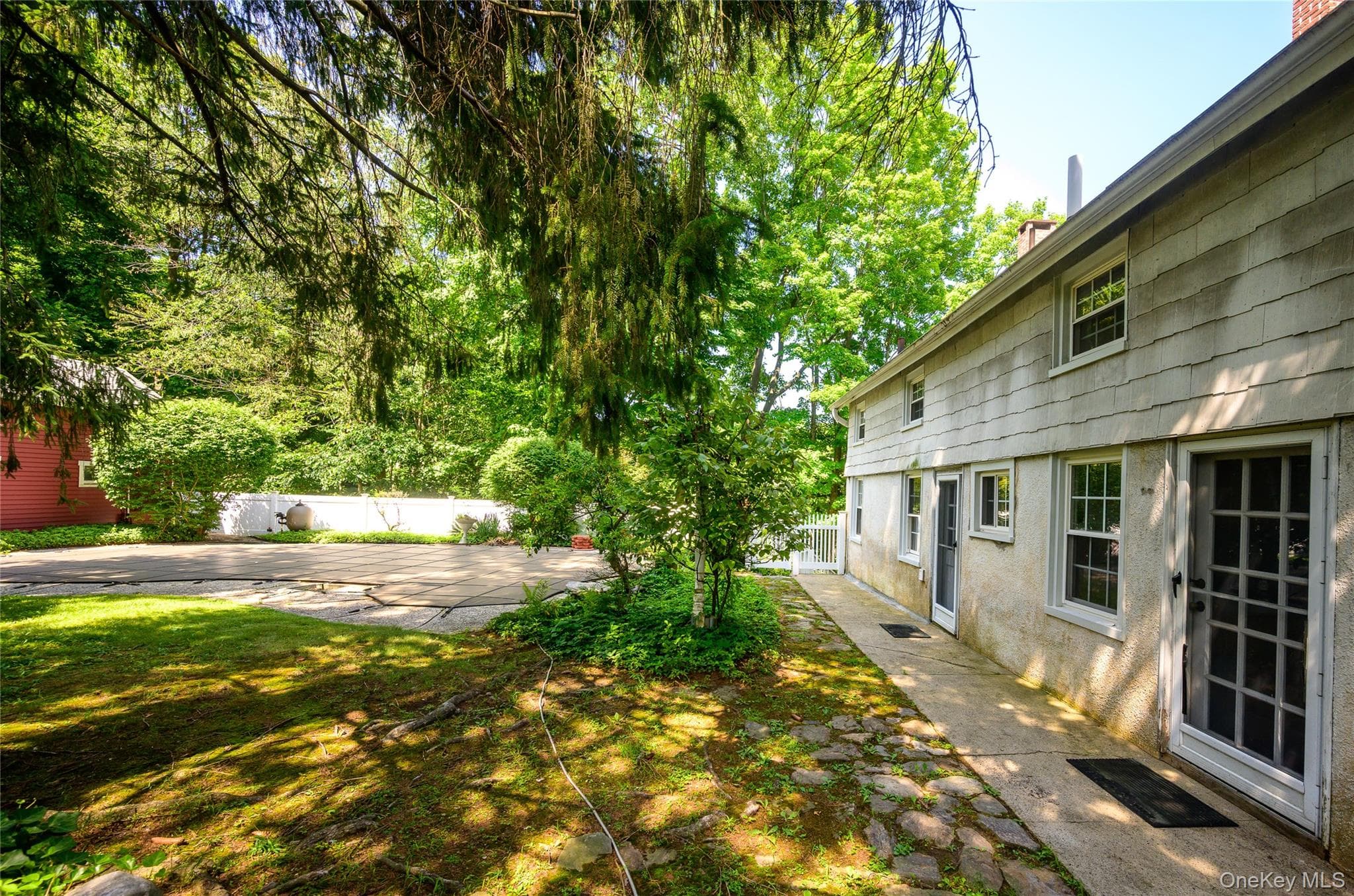 41 Campwoods Road thumbnail 5