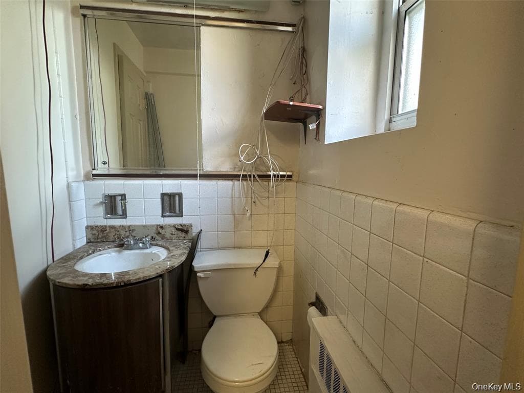 212-30 23 Ave Ave Unit: l2 thumbnail 10