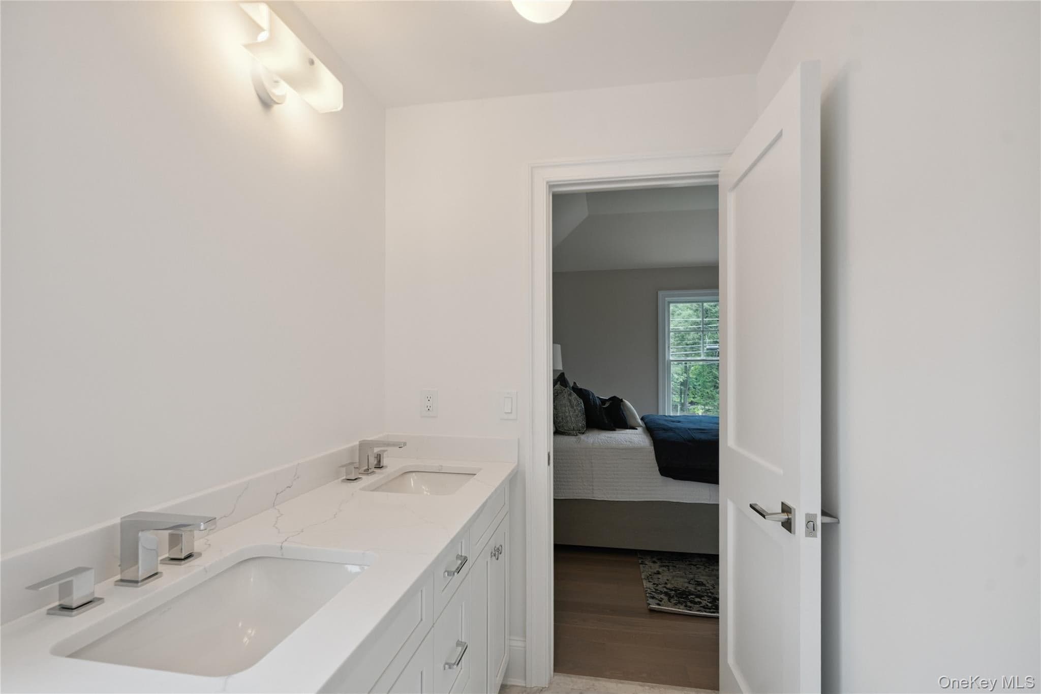 46 Plainview Road thumbnail 29