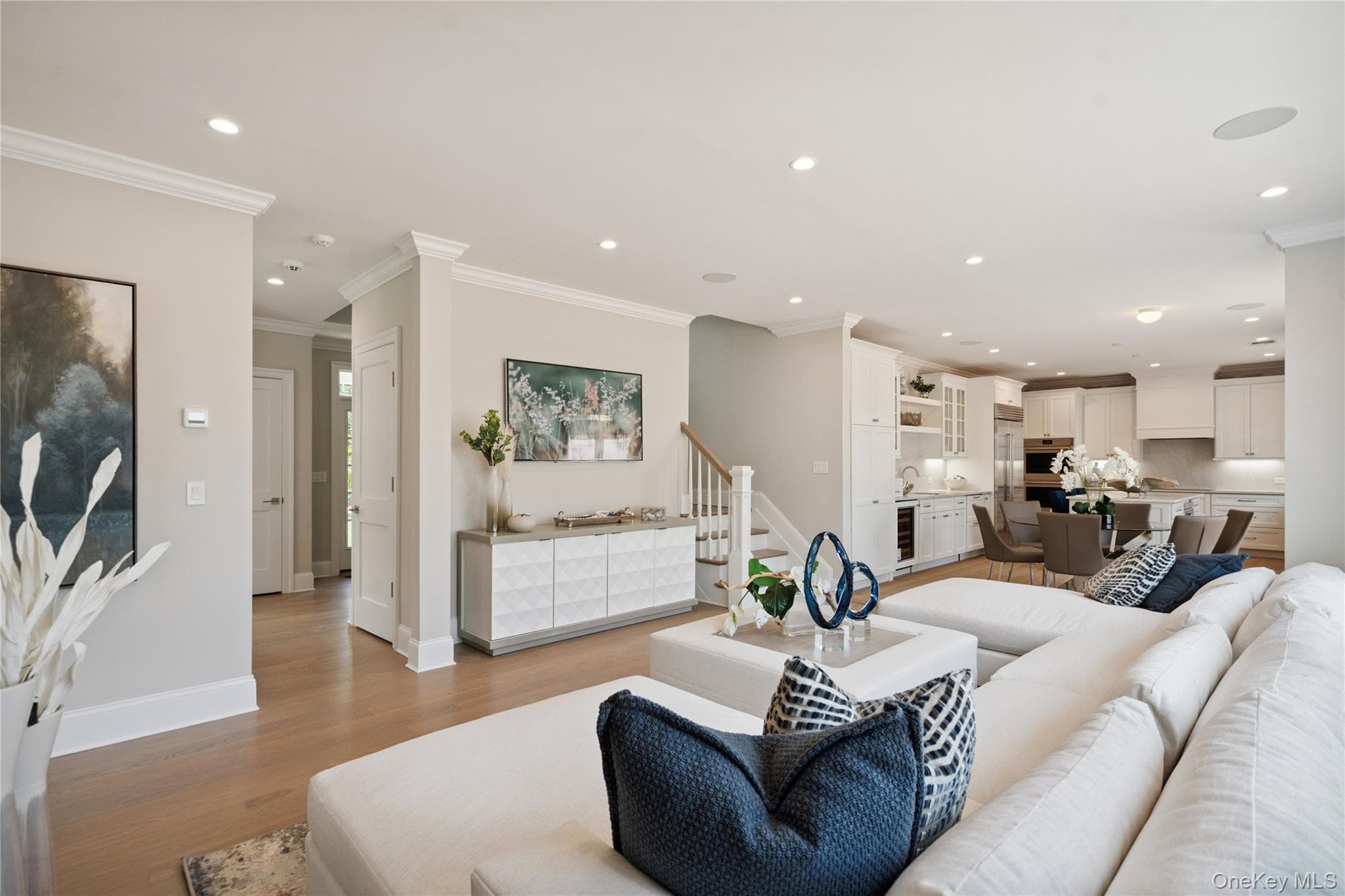 46 Plainview Road thumbnail 9