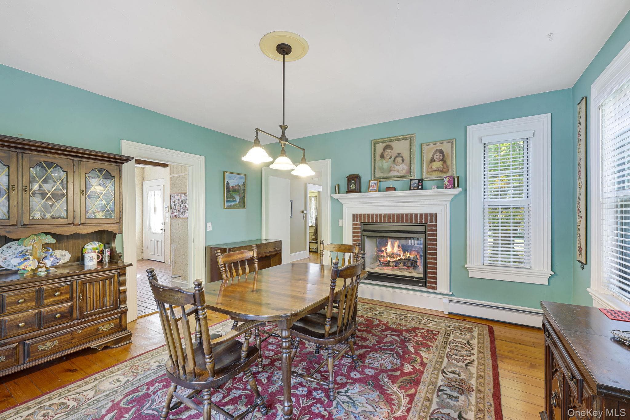 225 Spring Street thumbnail 11
