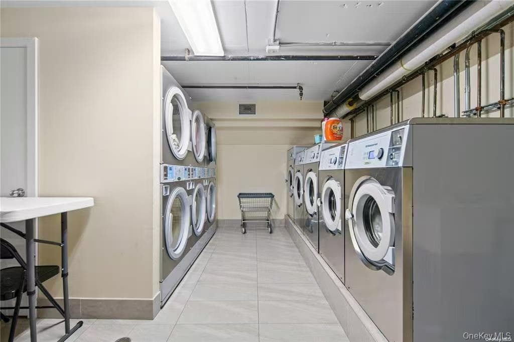 14238 37th Avenue Unit: 13D thumbnail 13