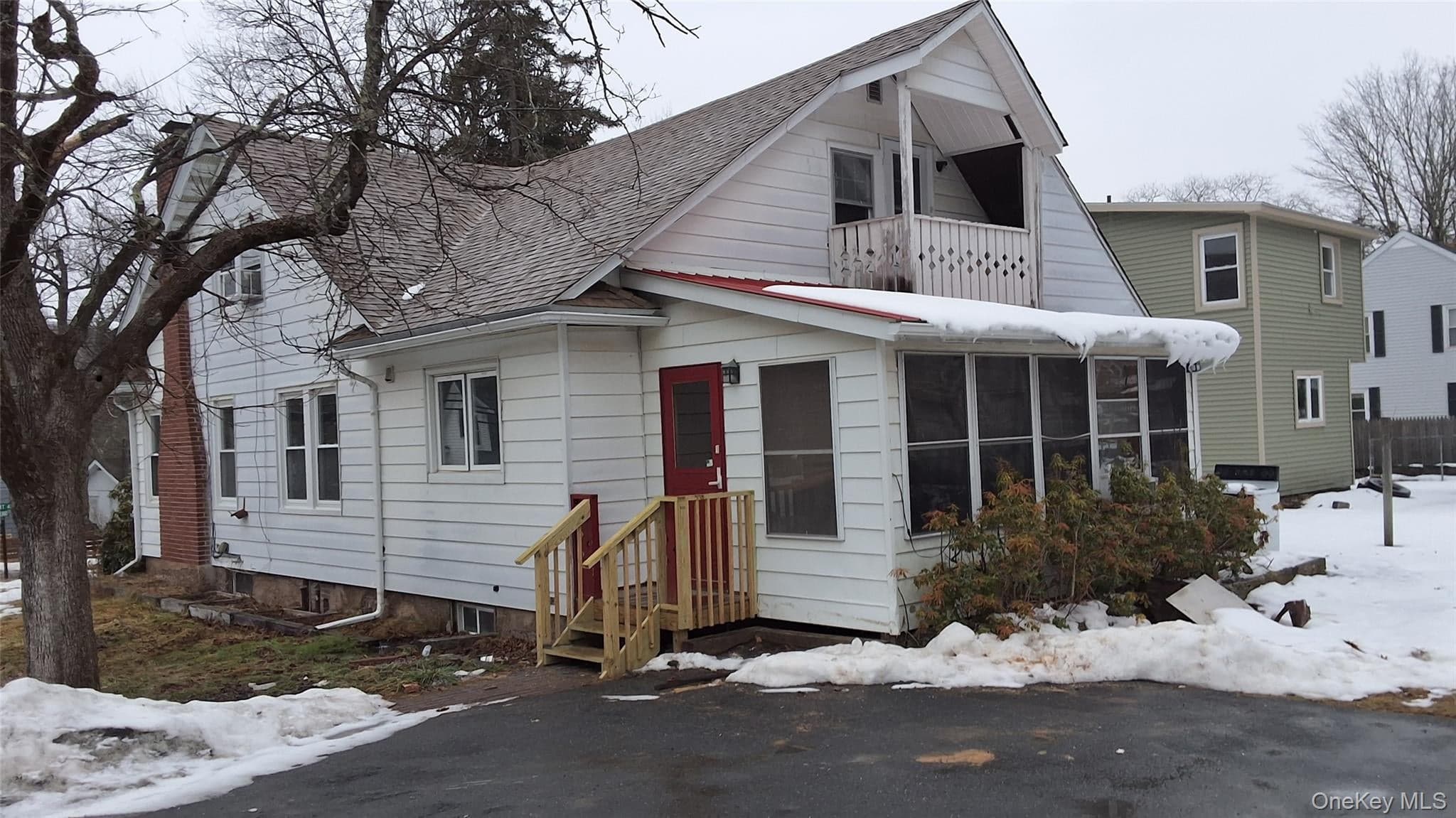6222 State Route 42, Fallsburg