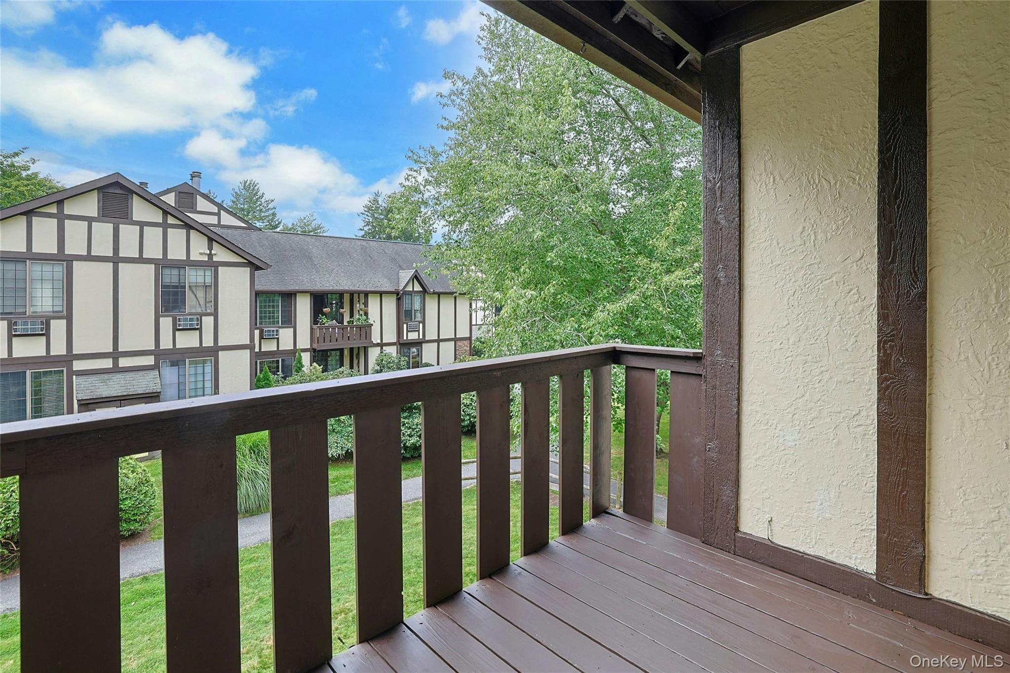 16 Foxwood Drive Unit: 8 thumbnail 7