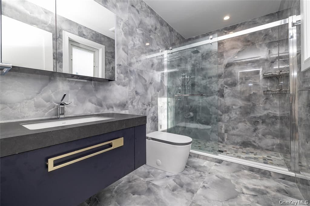 550 E Harrison Street thumbnail 31