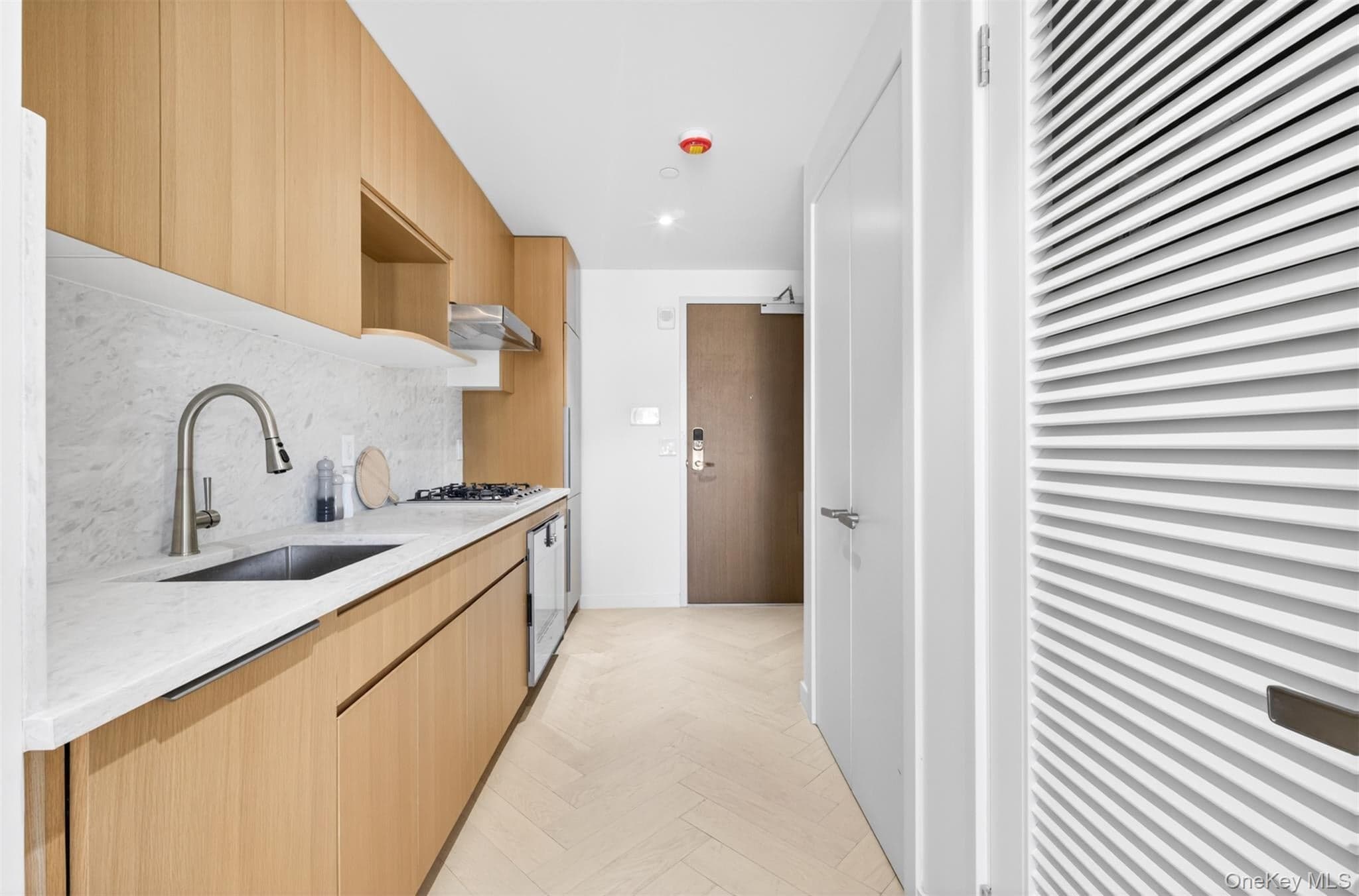 133-25 37th Avenue Unit: 17J thumbnail 31