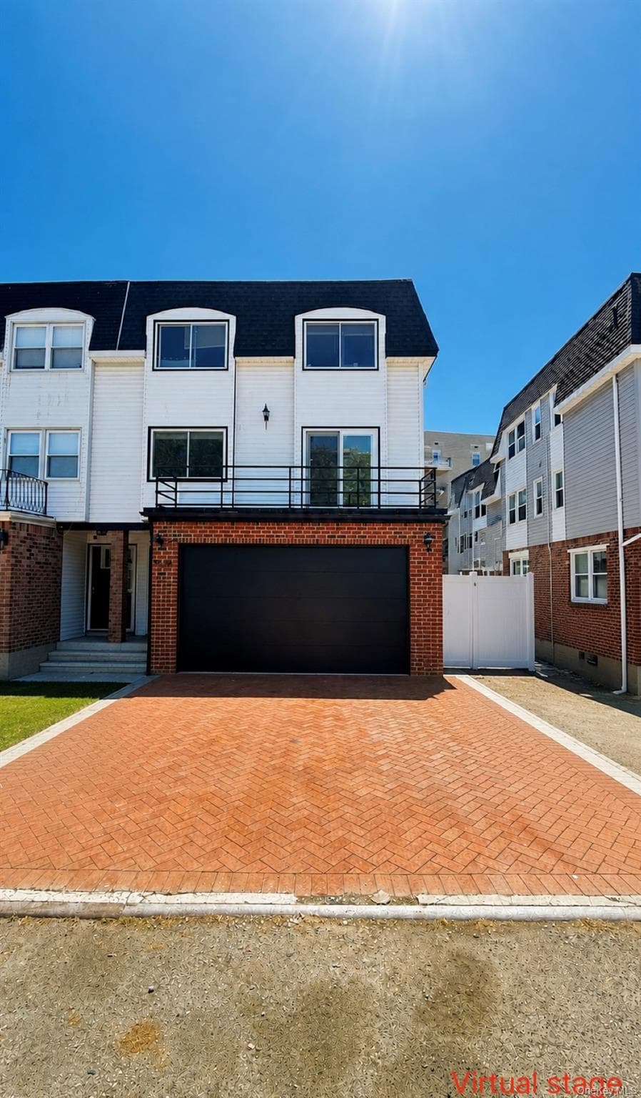 21544 23rd Road, Bayside