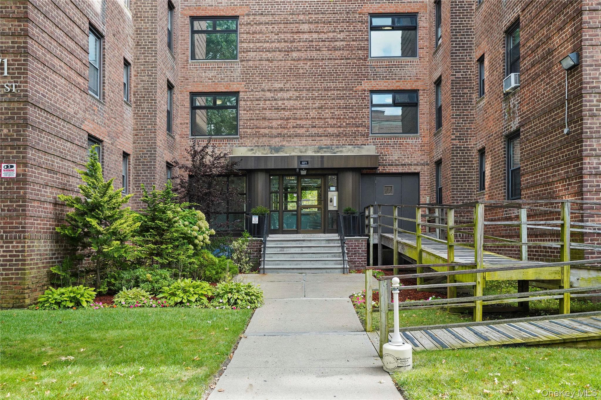 2271 Knapp Street Unit: 5D thumbnail 22