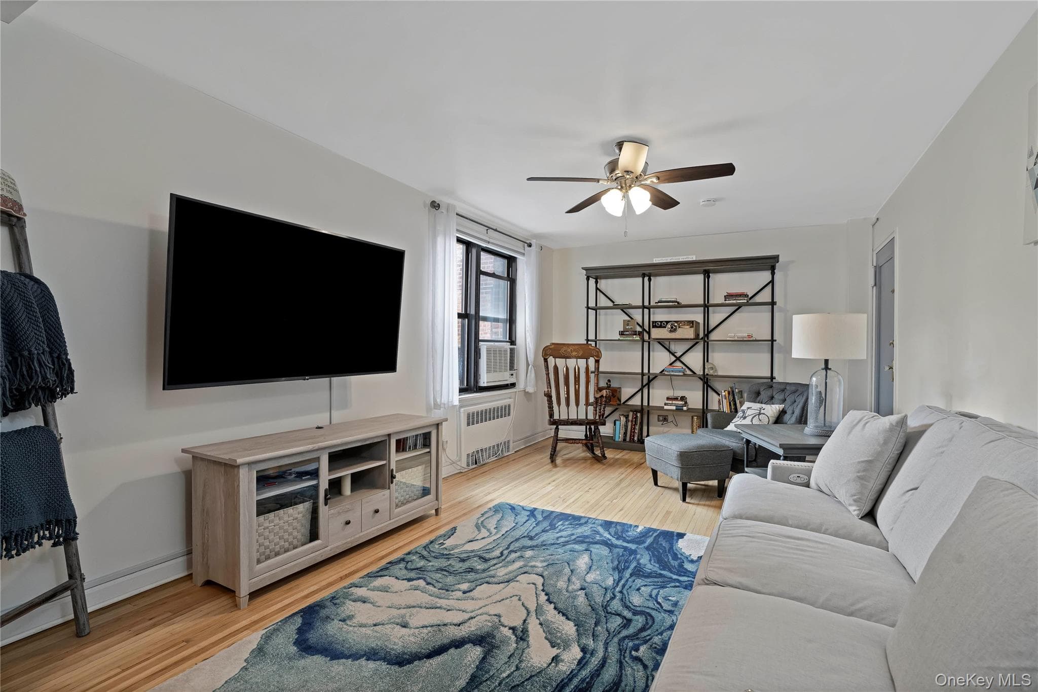2271 Knapp Street Unit: 5D thumbnail 7
