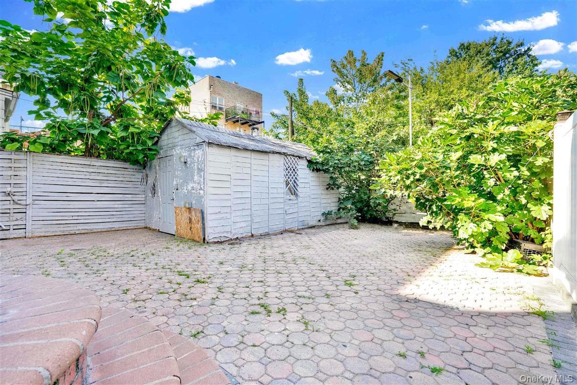 86-44 104th Street thumbnail 38