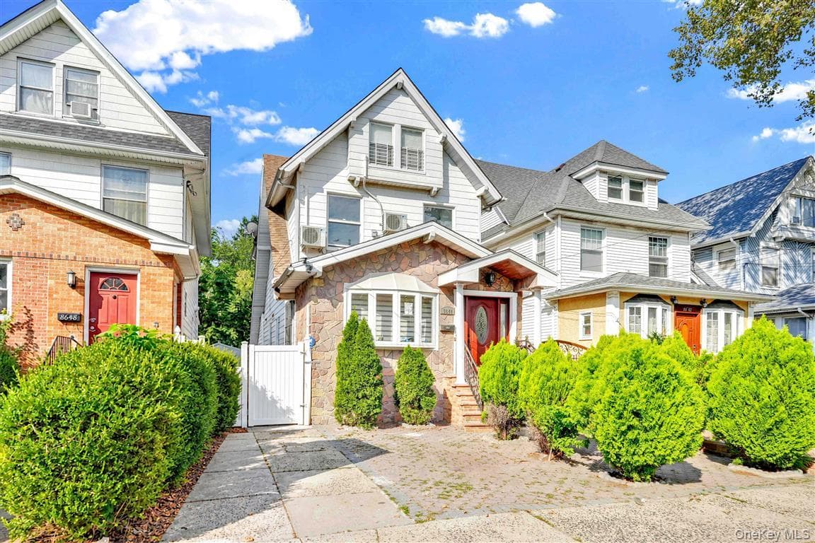 86-44 104th Street photo 1