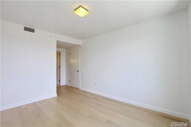13835 39th Avenue Unit: 12L thumbnail 7