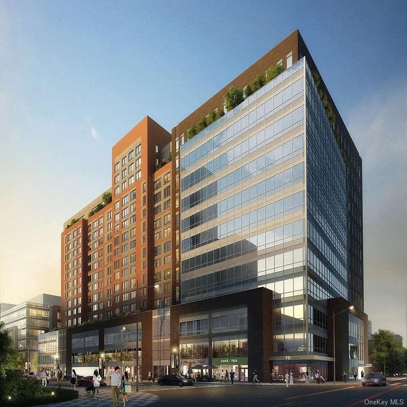 13835 39th Avenue Unit: 12L, Flushing