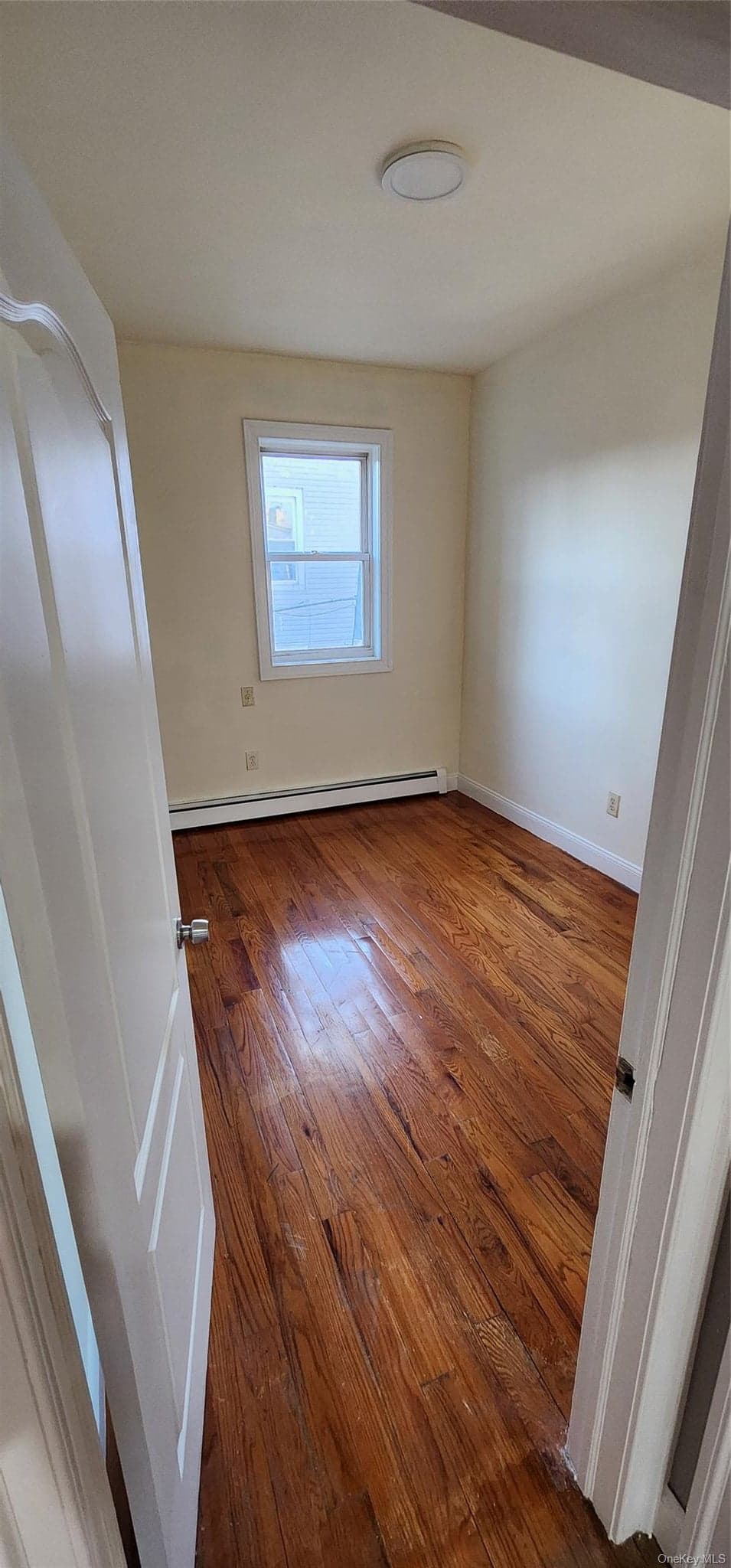88 Hemlock St thumbnail 10