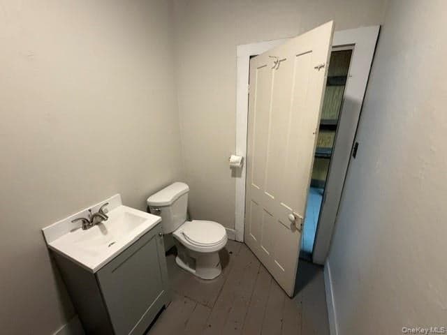 174 Rockland Road thumbnail 12